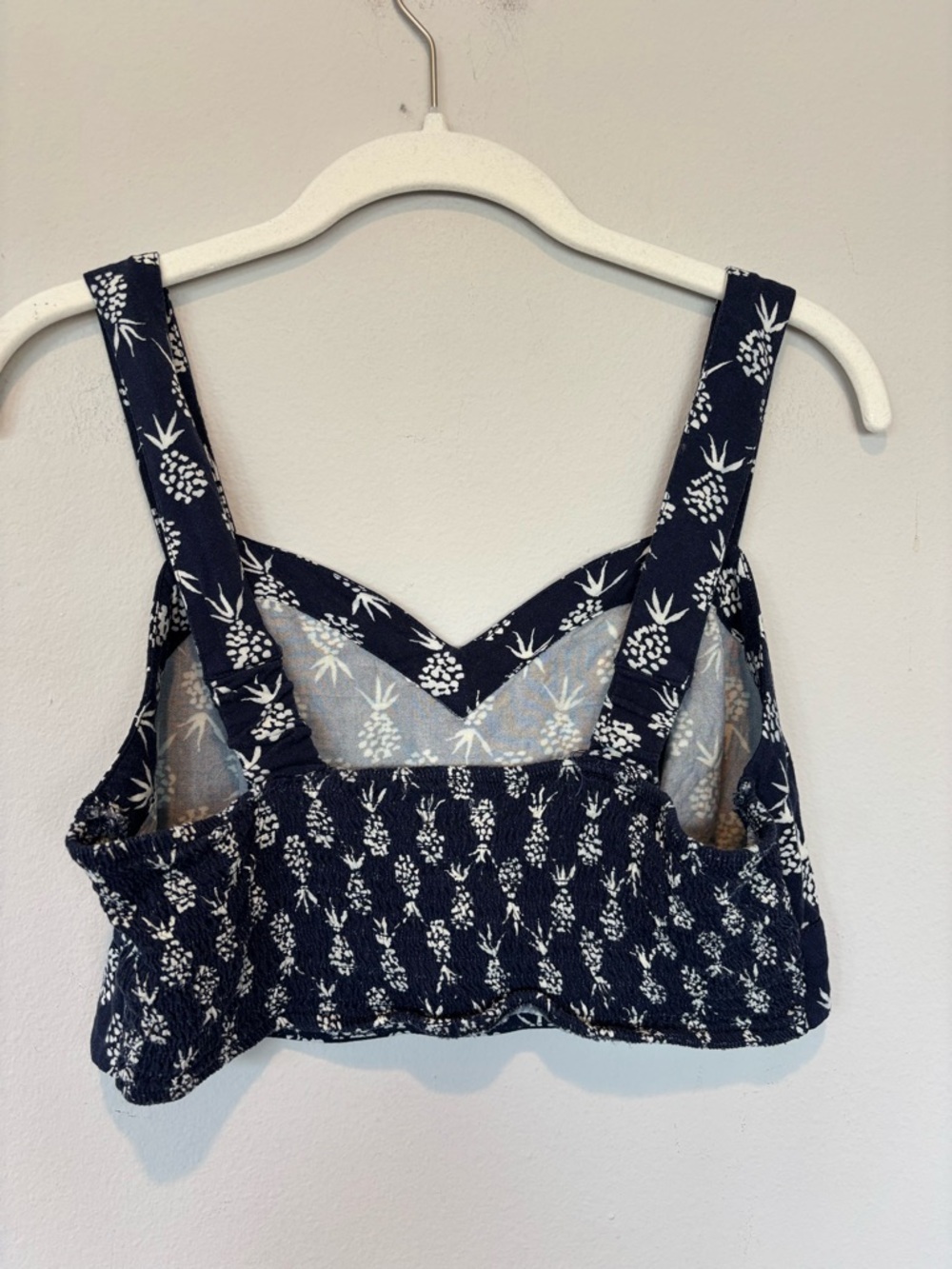 aerie Navy Pineapple Crop Top 069 - Picture 2 of 3